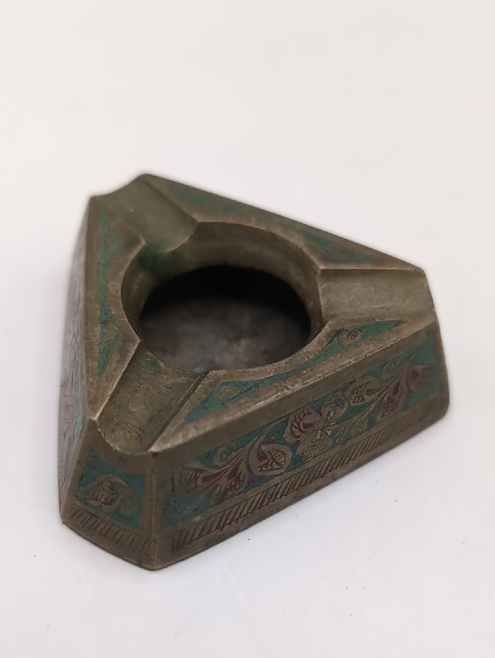 Vintage India Triangle Triangular Brass Etched / Painted Ashtray signed BS